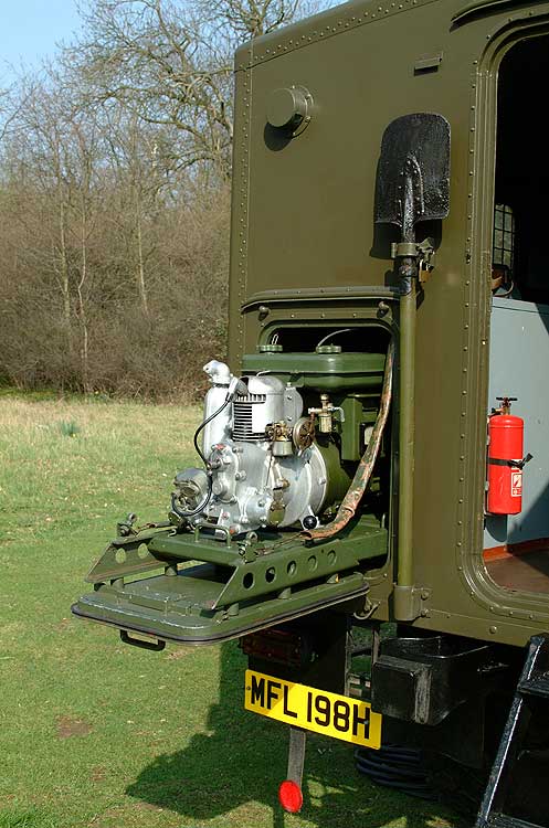 gaz30304_10.jpg