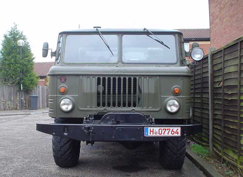 gaz66-r142-front.jpg