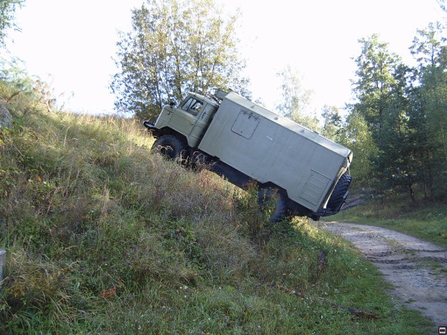img00025gas.jpg