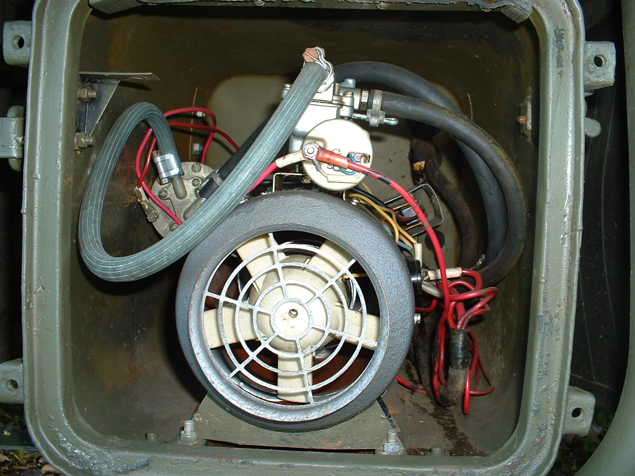 mfl240h-08.jpg