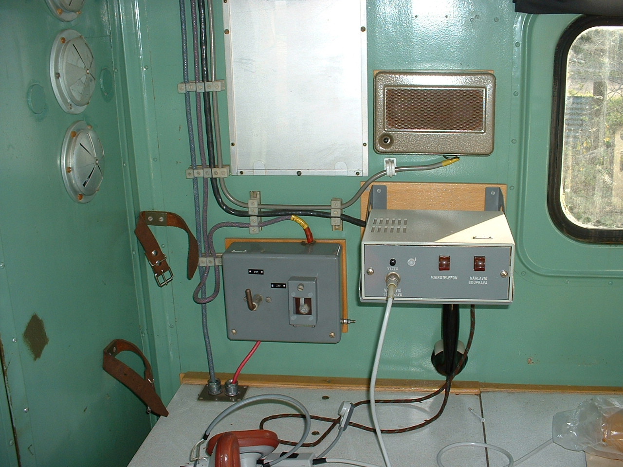 mfl240h-14.jpg